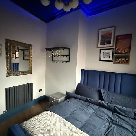 Appartamento The Loft At One Luxury Penthouse Wigan Esterno foto